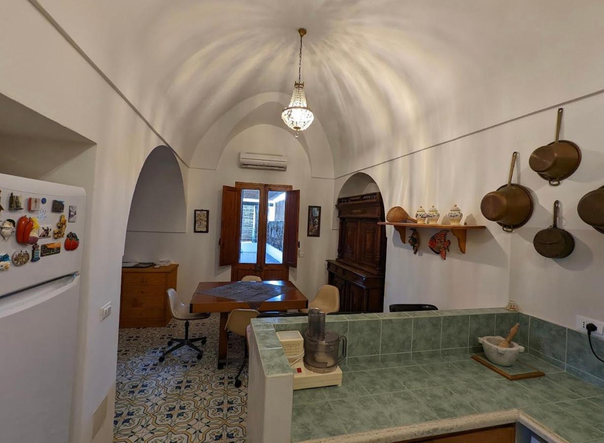 Dammuso I Pini Di Kaddiuggia Villa Campobello Dış mekan fotoğraf